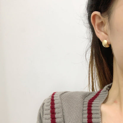 Women's Surrogate Shopping Exquisite Small Shaped Ear Earrings