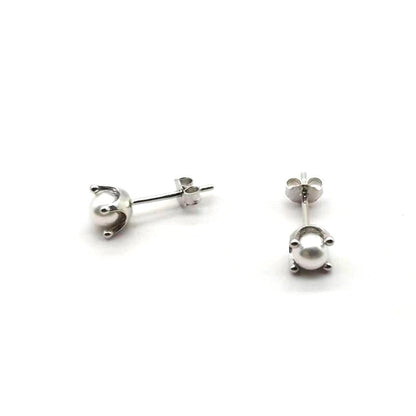 Sier Pearl Simple And Light Luxury Earrings