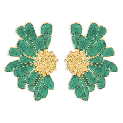 Vintage Alloy Flower Female Temperament Pattern Earrings