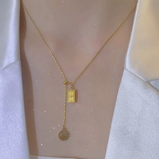 Women's Brick Lucky Pendant Adjustable Refined And Simple Design Clavicle Necklaces