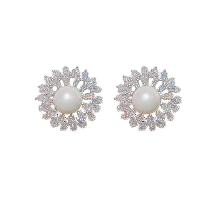 Women's Luxury Fashion Snowflake Pearl Sier Needle Unique Earrings