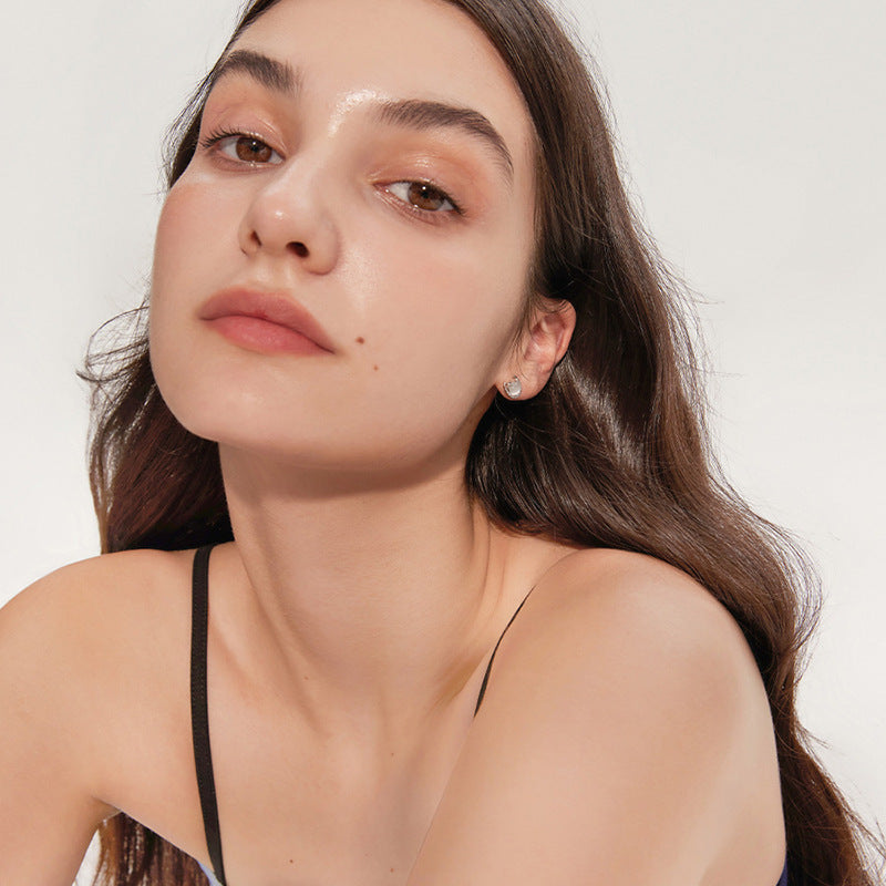 Women's Niche Design Elegant Heart Sleeping No Need To Earrings