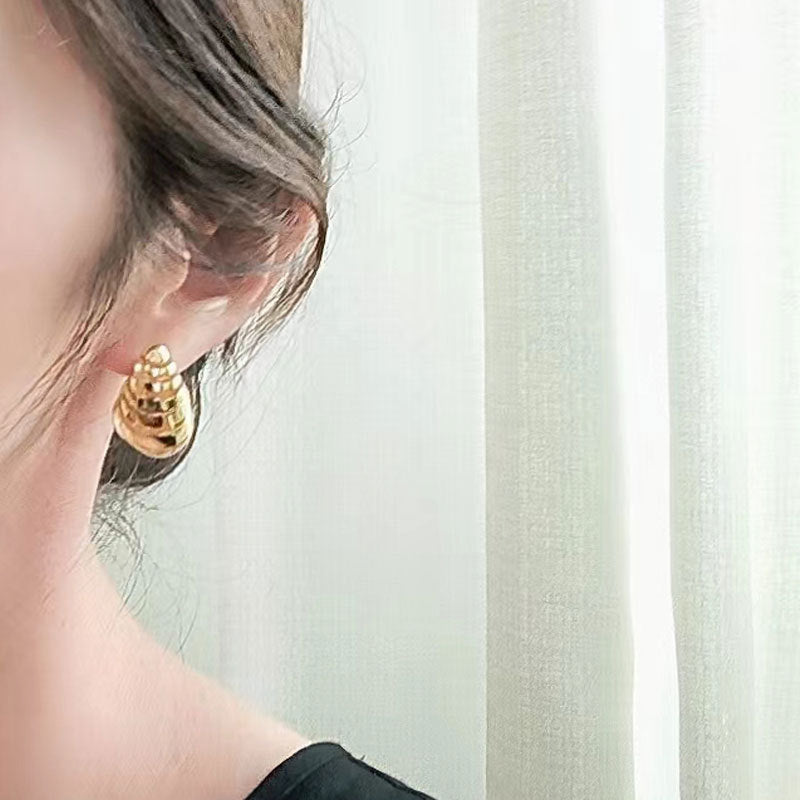 Women's Spiral Pattern Shaped Water Drop Ear Fashion Earrings