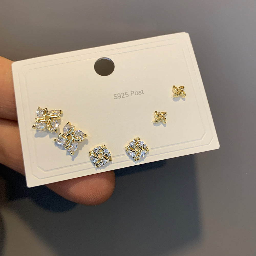 Popular Small Earings One Card Three Earrings