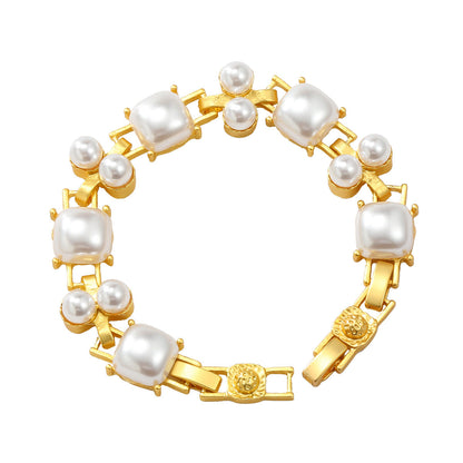 Women's Alloy Pearl-studded And Set Trendy Grace Necklaces