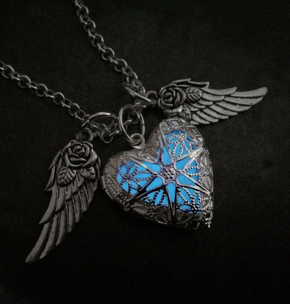 Heart-shaped Luminous Lock With Rose Wings Necklaces