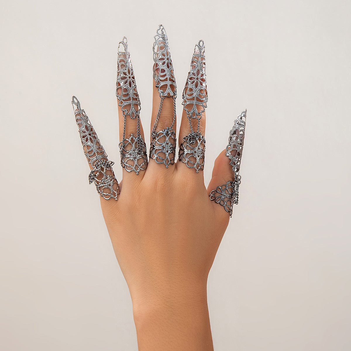 Women's Personality Punk Vintage Crown Chain Dark Hollow Pattern Rings