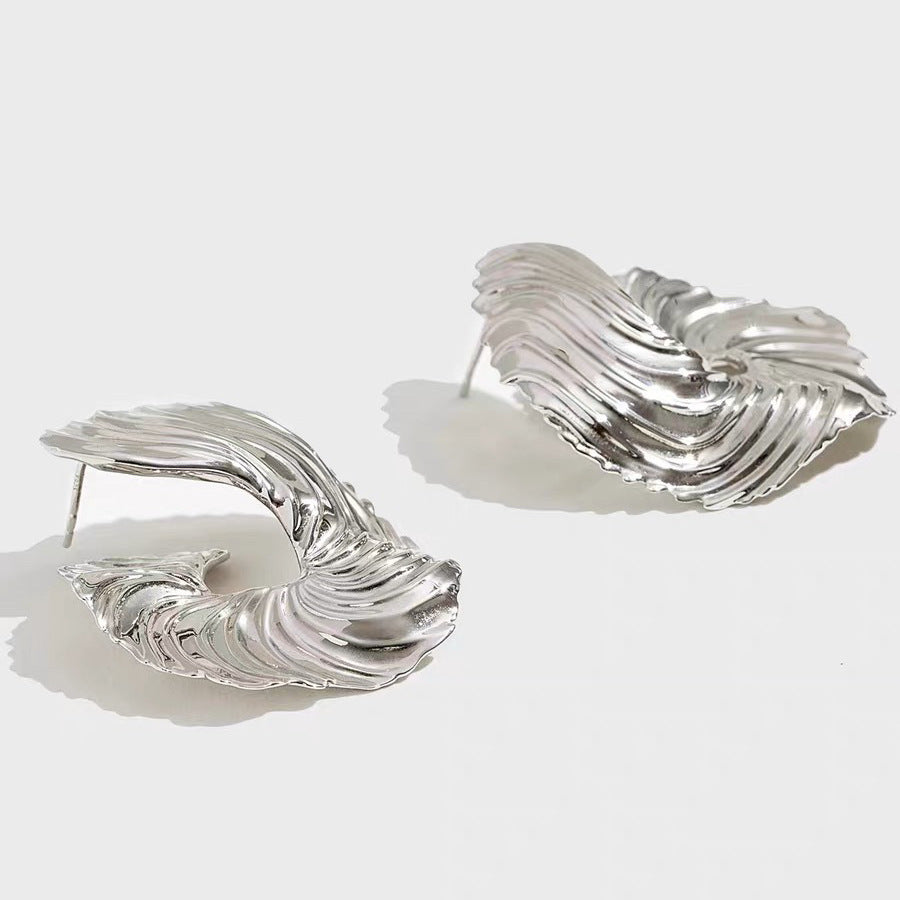 Simple Modeling Texture Exaggerated Irregular Round Niche Earrings