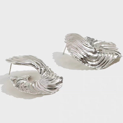 Simple Modeling Texture Exaggerated Irregular Round Niche Earrings