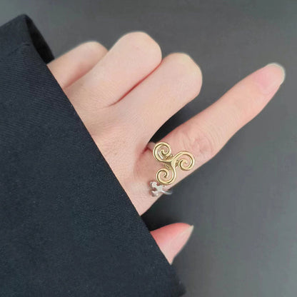 Stylish Totem Hot Wheels Spinning Creative Rings