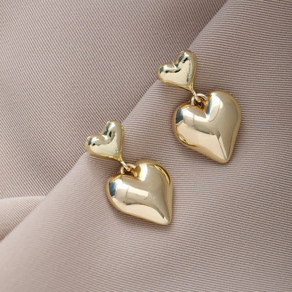 Women's Stylish Retro Minimalism Metal Heart Fashionable Earrings