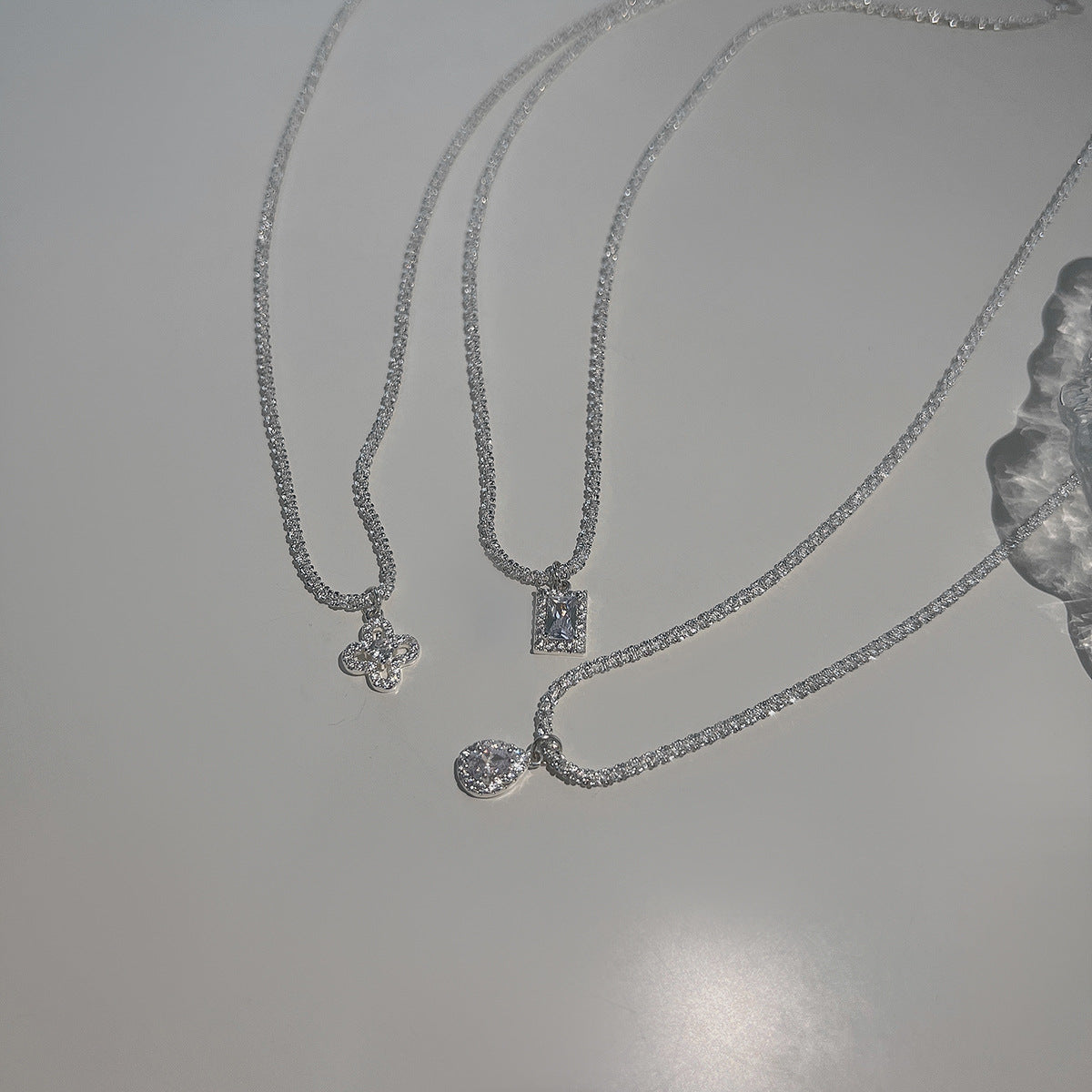 Zircon Pendant Female Light Luxury Minority Necklaces