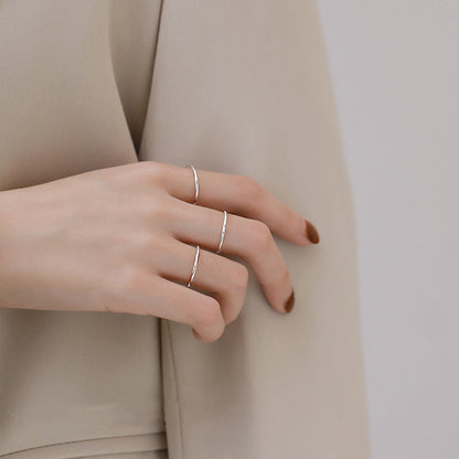 Female Design Simple And Cool Plain Fine Rings