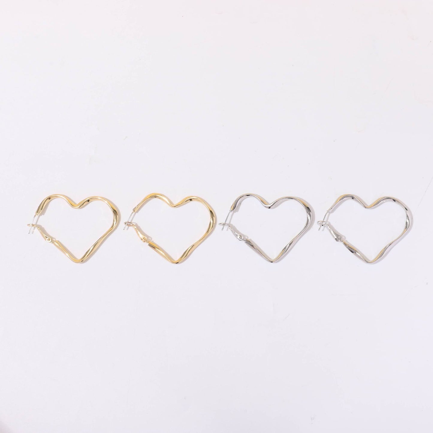 Twisted Love Heart Design Sense Simple Earrings