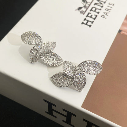 Temperament Entry Lux Micro Rhinestone Leaf-shaped Earrings