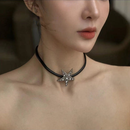 Black Rope Fashion Commuter Geometric Clavicle Chain Necklaces
