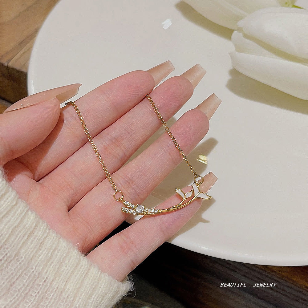 Women's Accessories Temperament Entry Lux Clavicle Chain Necklaces