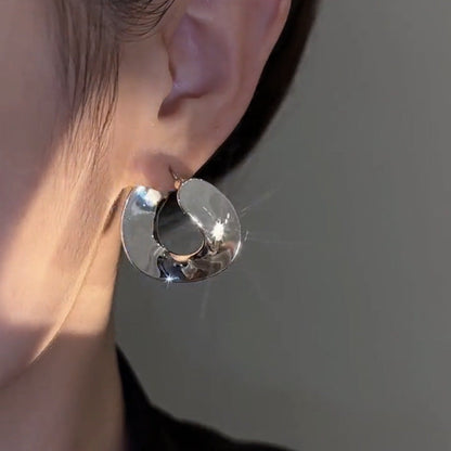 Glossy Round Ear Clip Temperament Cold Earrings