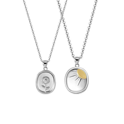 Women's & Men's & Fresh Flower Round Pendant Clavicle Chain Necklaces