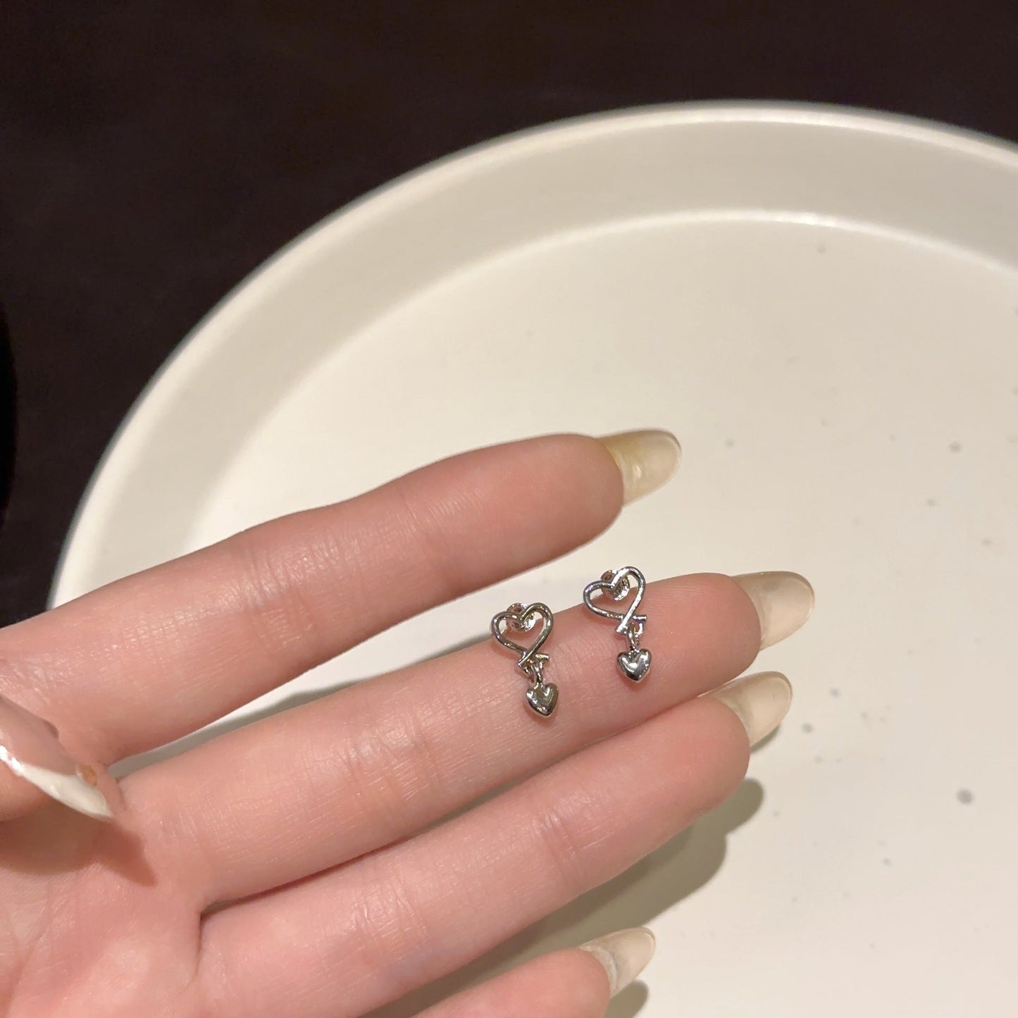 Needle Love Heart Female Short And Simple Earrings