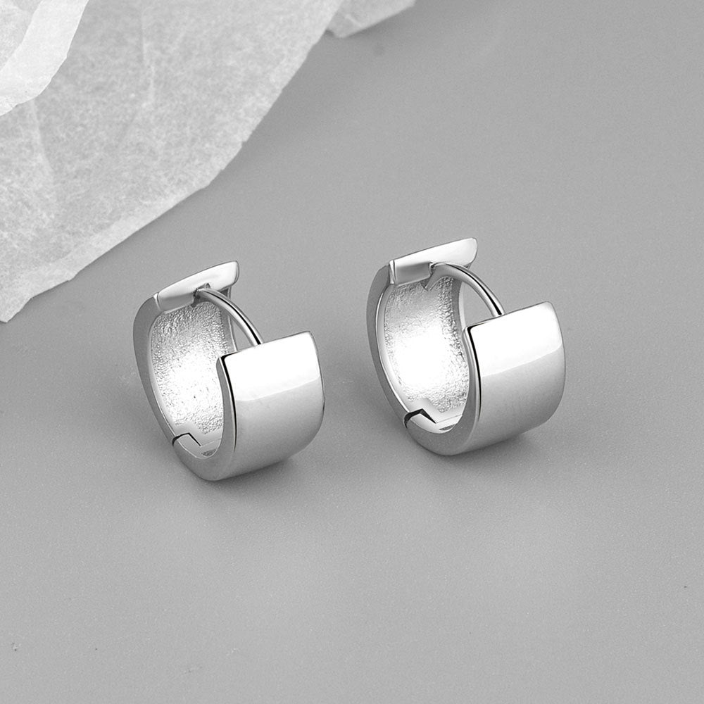 Women's Gold Glossy Circle Shape Personalized Ear Earrings