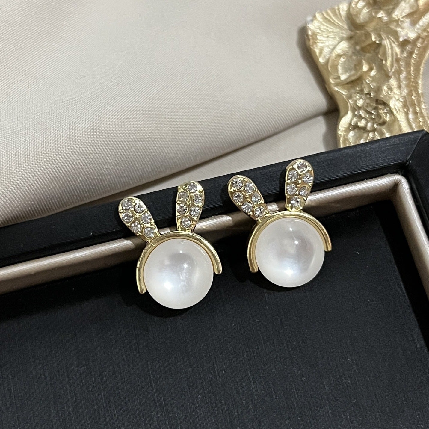 Needle French Opal Simple And Stylish Earrings