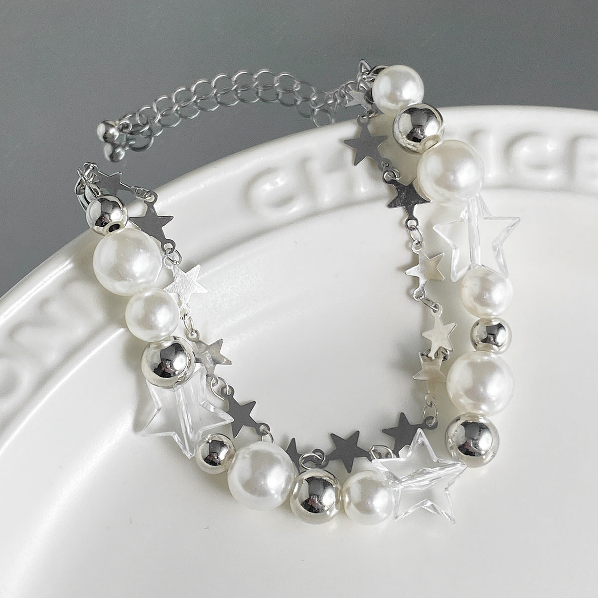 Women's Idyllic Minimalist Imitation Pearl Elegant Star Necklaces