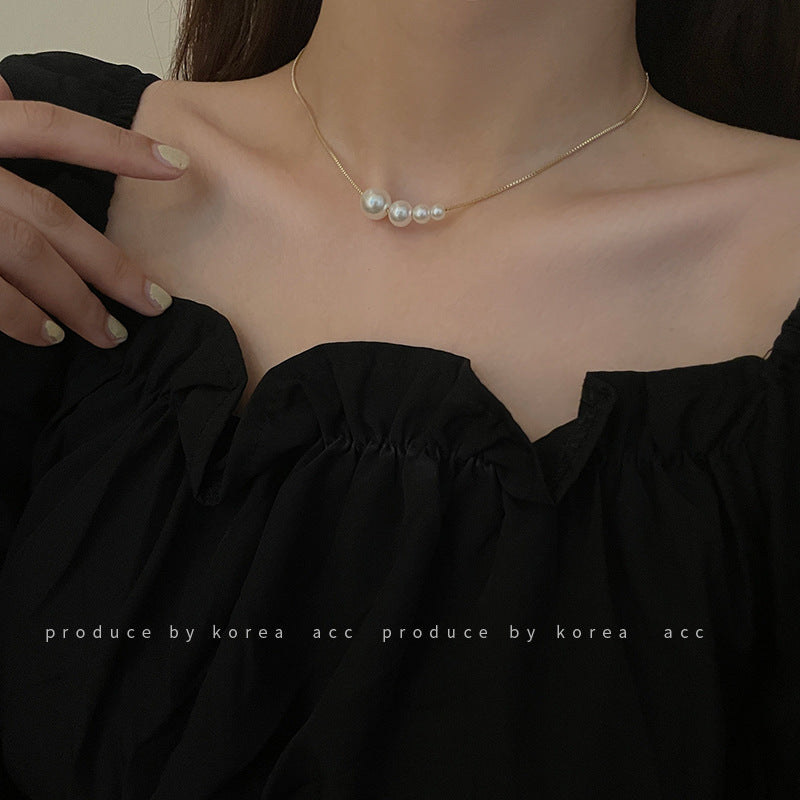 Design Simple Fashion Pearl Temperamental Cold Necklaces