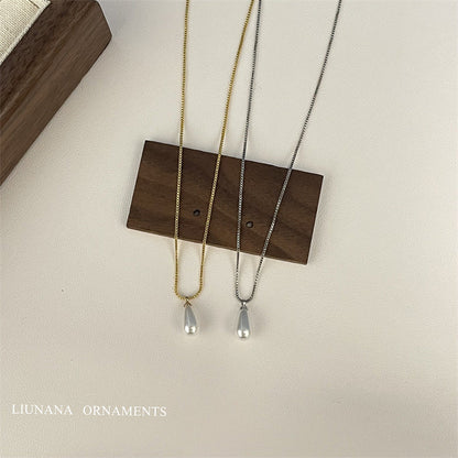 Women's Cold Style Water Drop Pendant Temperament Wild Niche Gold Necklaces