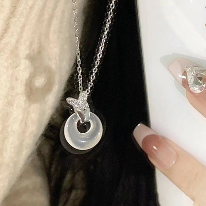 Female Light Luxury Minority Design Sense Gentle Clavicle Necklaces
