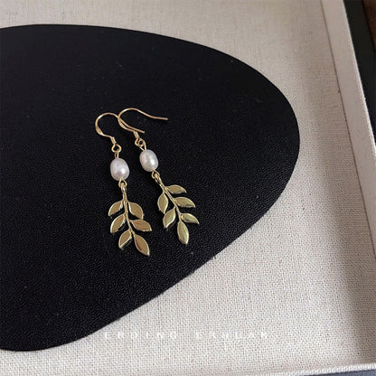 Collection Freshwater Pearl Handmade Sier Needle Earrings