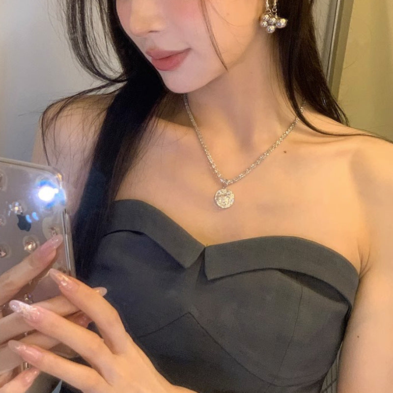 Women's Luxury Minority Tin Foil Round Shiny For Fashionable Necklaces