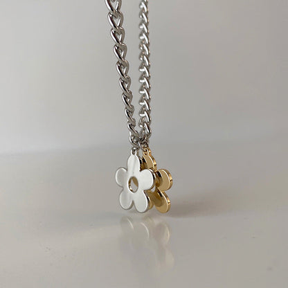 Contrast Color Flower Female Personality Graceful Fashion Clavicle Necklaces