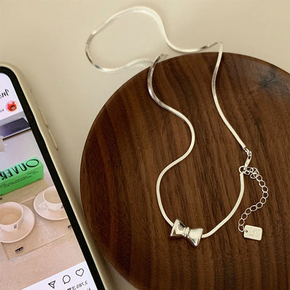 Women's Metal Design Sense Niche Retro Personality Necklaces