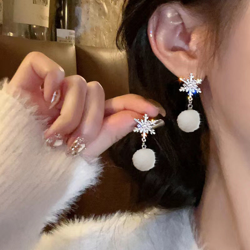 Women's Flash Snowflake Wool Ball Ear Refined Stylish And Earrings