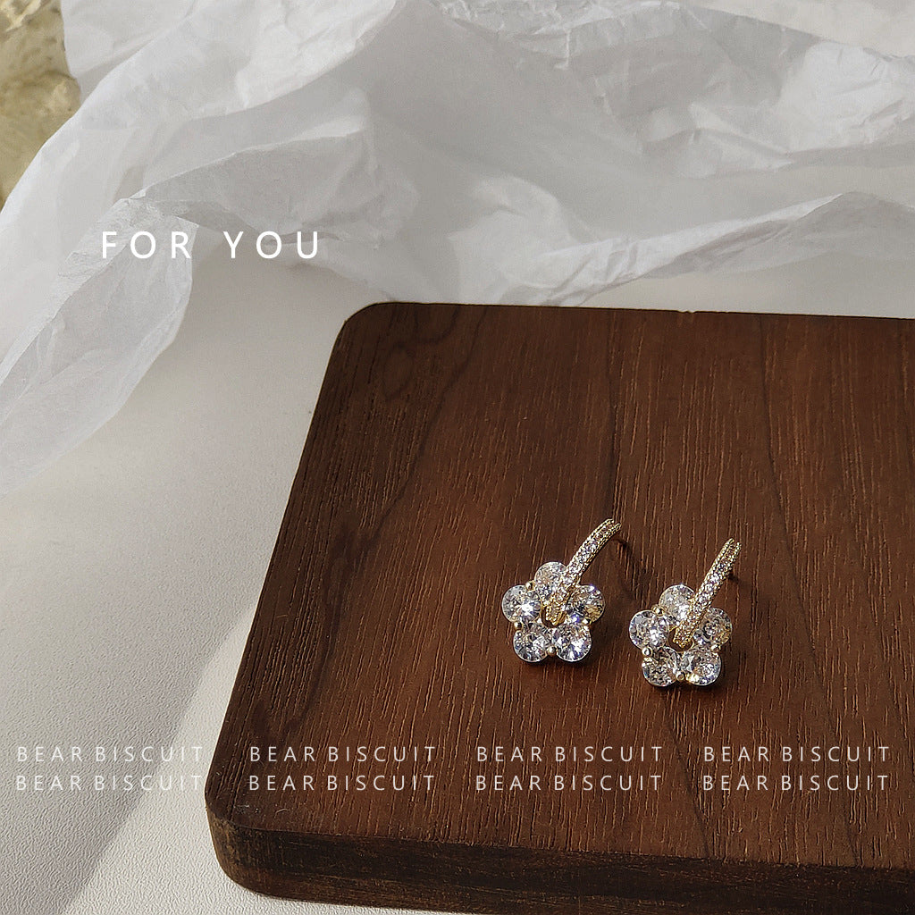 Zircon Flower Bright Eyes Direct Store Sier Rings