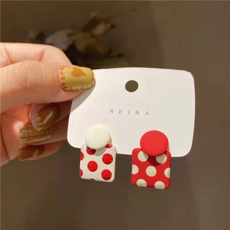 Women's Polka Dot Female Temperament High Sense Earrings