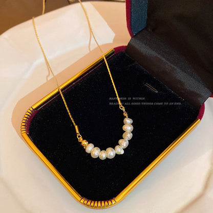 Women's Natural Freshwater Pearl Design High-grade Clavicle Necklaces