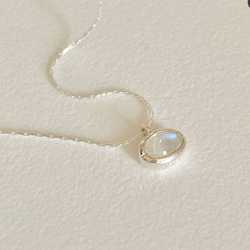 Women's Sier White Chalcedony Clavicle Chain Spring Oval Natural Necklaces