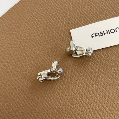Love Shape Graceful And Petite Female Cold Earrings