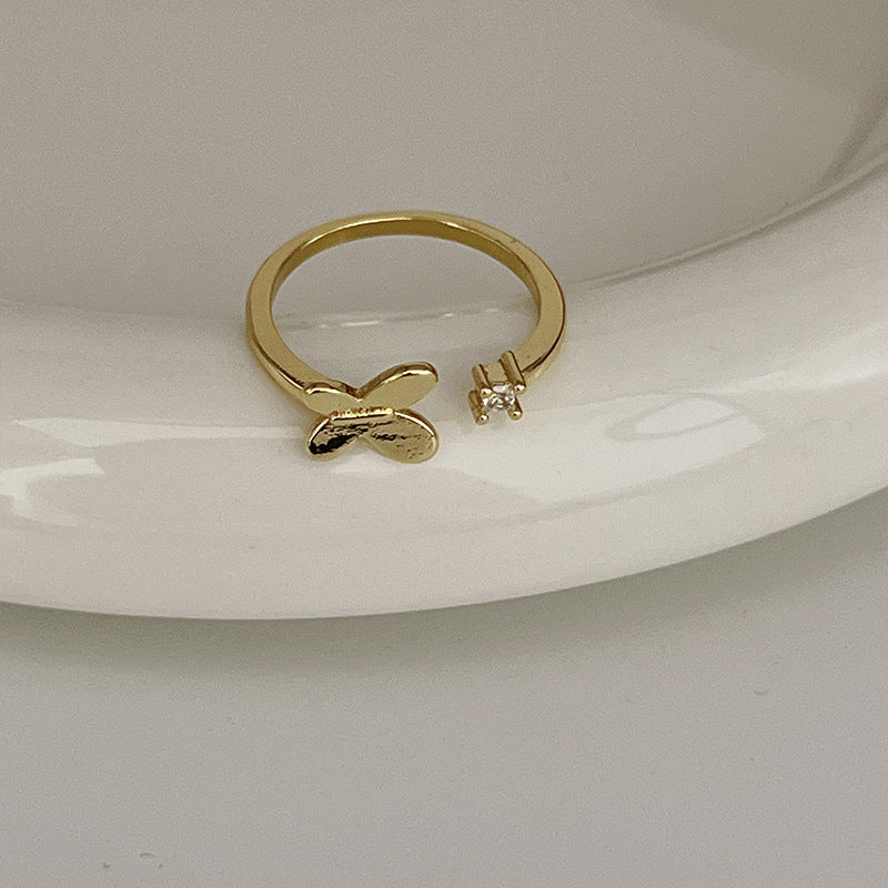 Sier Female Design Light Luxury Index Rings