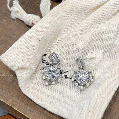 Heart-shaped Zircon Light Luxury Minority Sweet Earrings