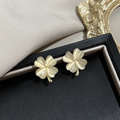 Needle French Opal Simple And Stylish Earrings