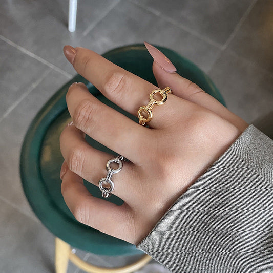 Hollow Out Chain Female Design Indifference Rings