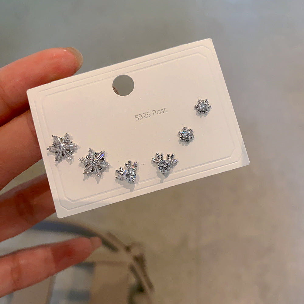 Women's Card Three Pairs Of Natural Shell Earrings