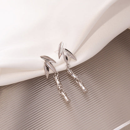 Leaf Metal Ear Fashion Commuter Tassel Earrings