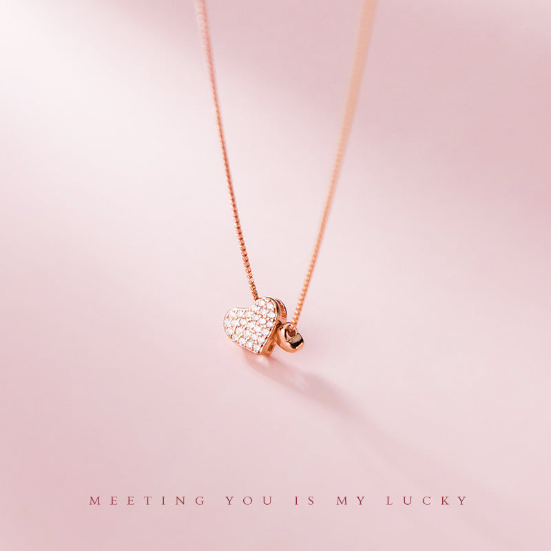 Women's Fresh Sweet And Diamond Mounted Love Necklaces