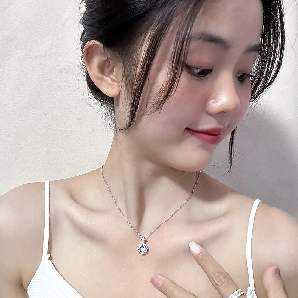 Women's Steel No Fading High Sense Temperament Wild Light Necklaces