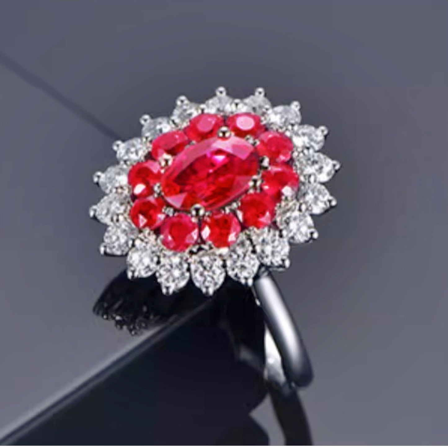 Round Arm Red Diamond Sunflower Inlaid Zircon Rings