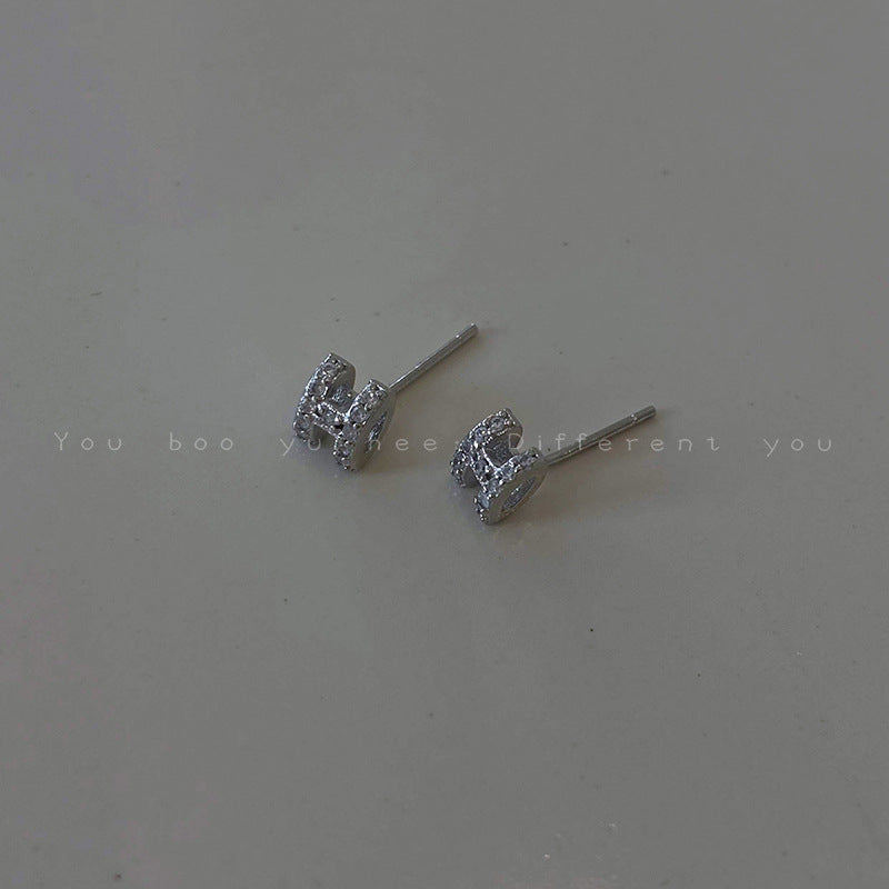 Women's Exquisite Small And Simple Before Sleep Rings